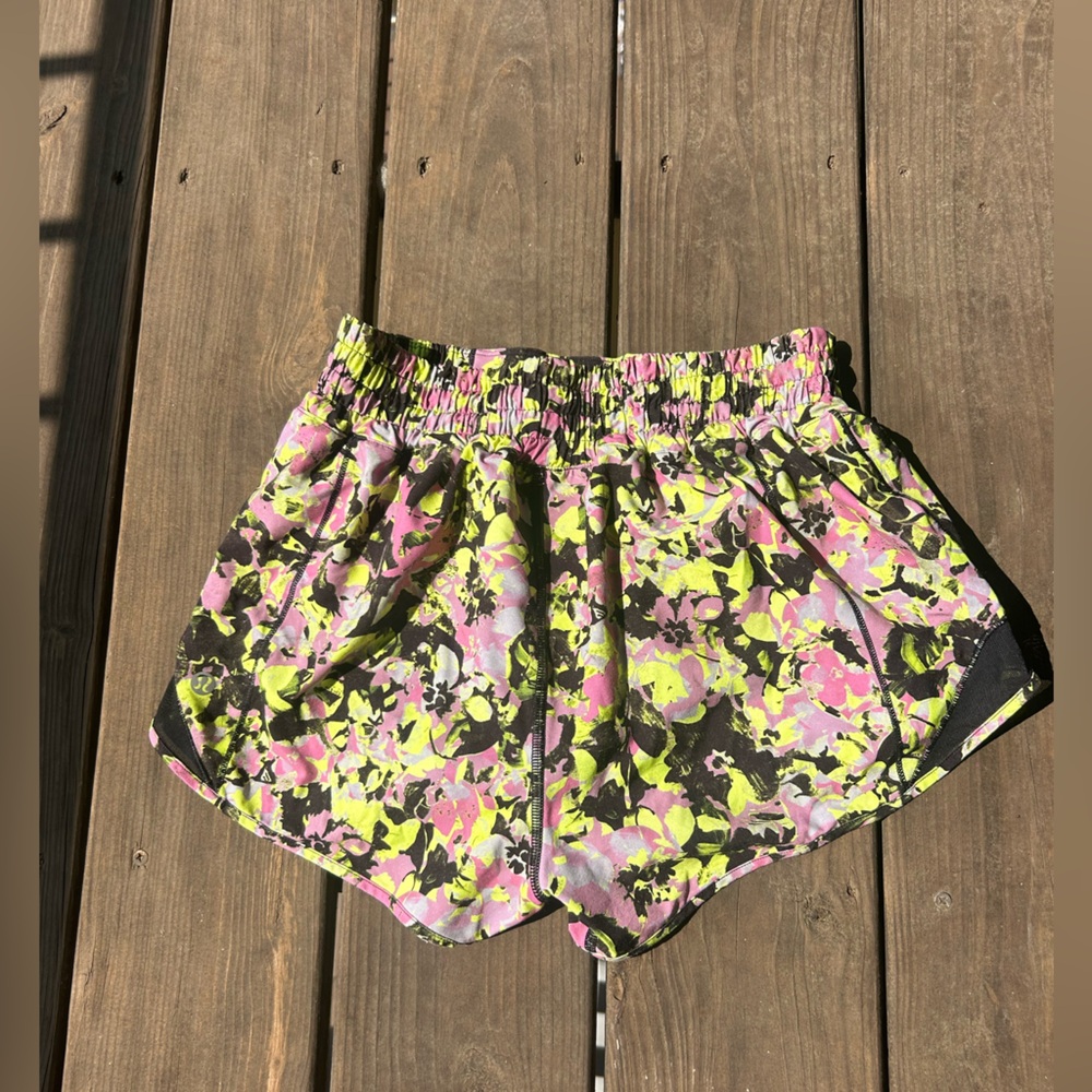 Lululemon hotty hot shorts high rise 2.5in inseam